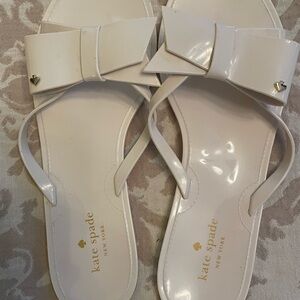 Kate Spade Glossy Cream Bow Sandals
